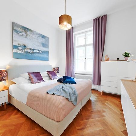 Palace Dlazdena Central Apartment - New Town Prague Extérieur photo